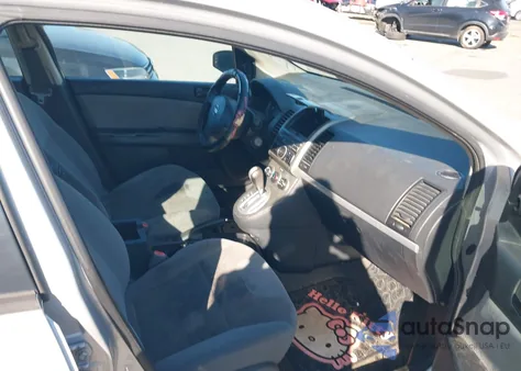 2011 Nissan Sentra 2.0 z USA, uszkodzony, nr VIN 3N1AB6APXBL726972